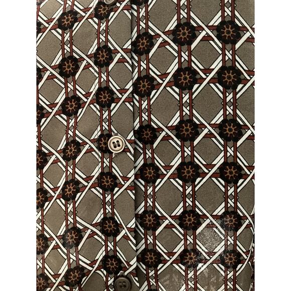 Max Studio Gray Graphic Print Button-Up Top, Size M - Picture 4 of 4